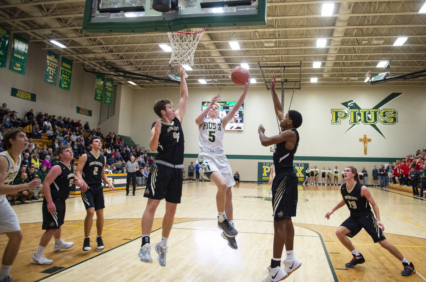 Lincoln Southeast vs. Lincoln Pius X, 12.7